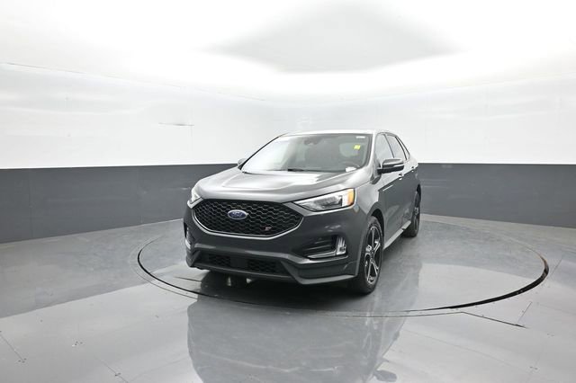 Certified 2021 Ford Edge ST image 3