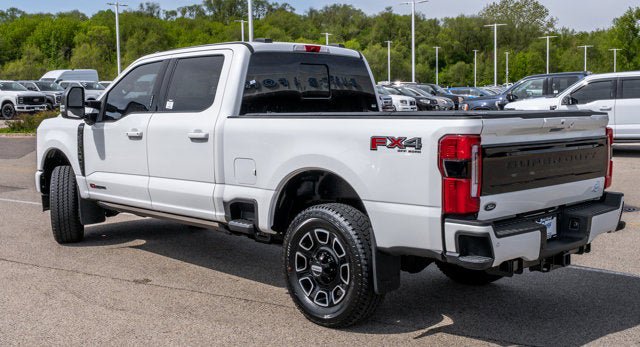 New 2026 Ford F250 4x4 Crew Cab Super Duty image 4