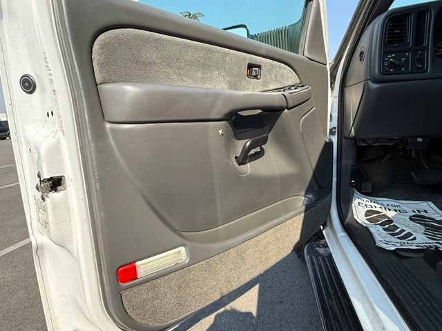 Used 2003 Chevrolet Silverado 2500 LS RWD image 15