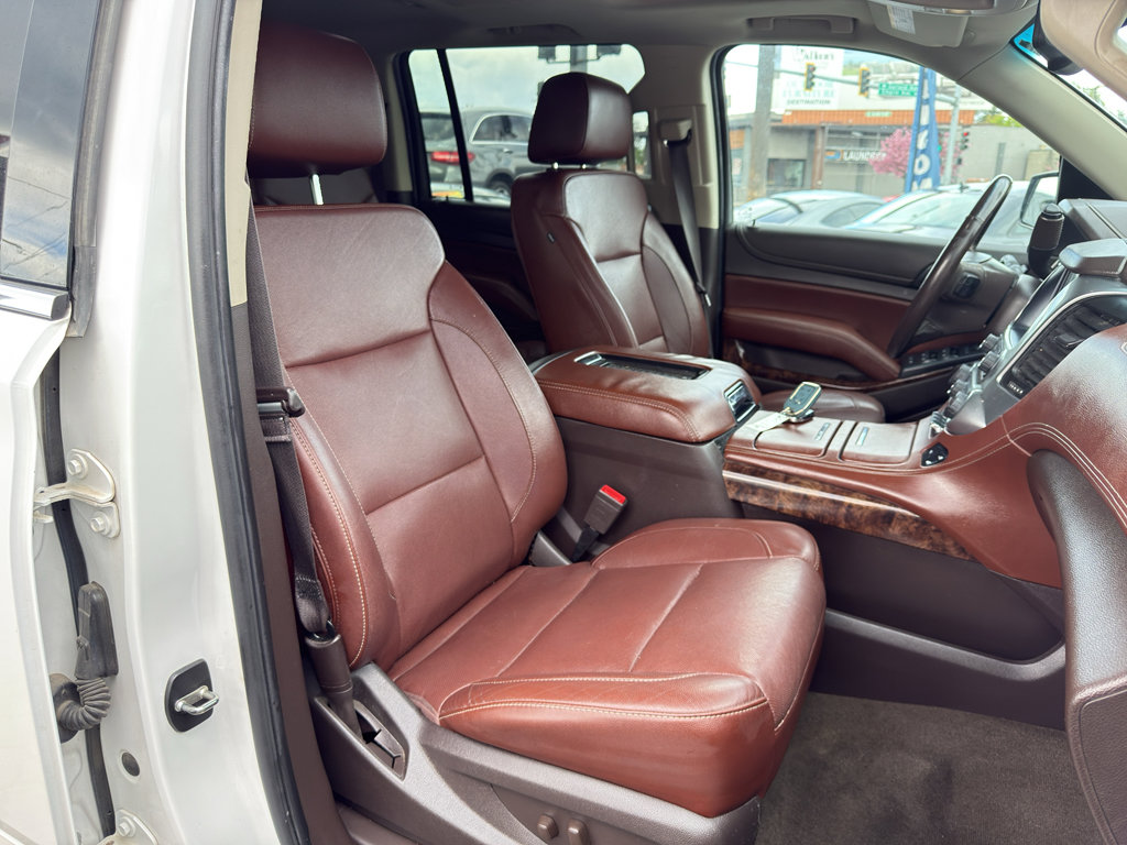 Used 2017 Chevrolet Suburban Premier AWD/4WD image 23