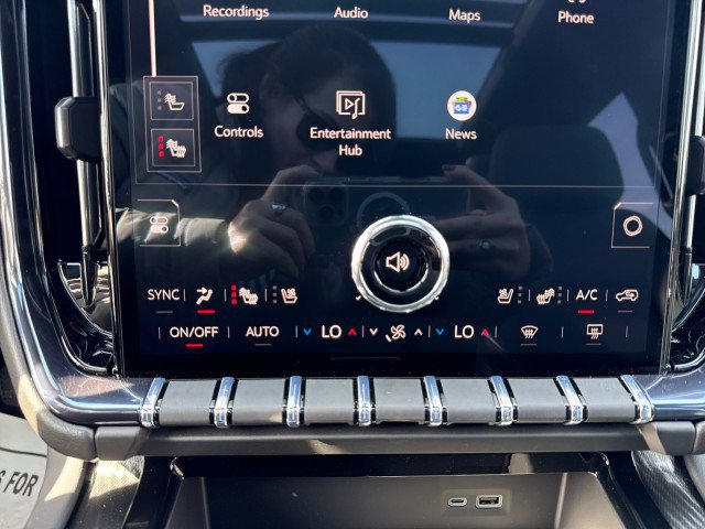 New 2026 GMC Yukon AT4 image 29