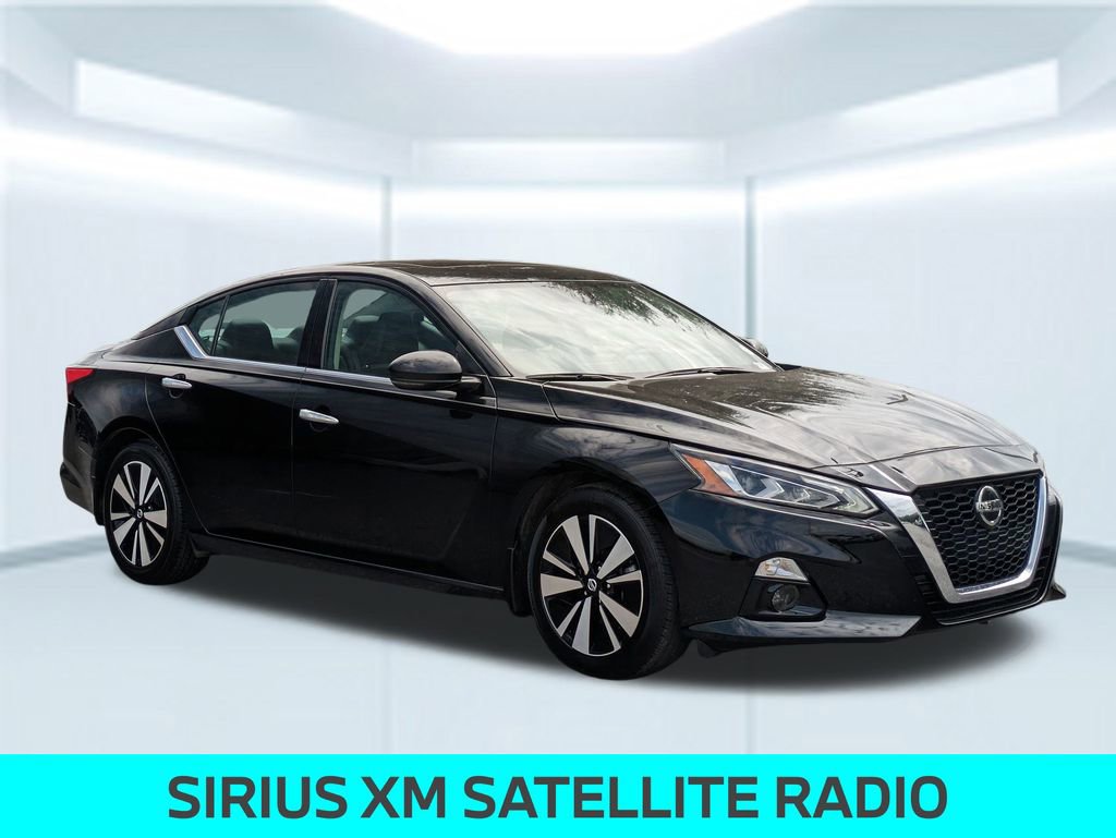 Used 2021 Nissan Altima 2.5 SR w/ SR Premium Package image 9