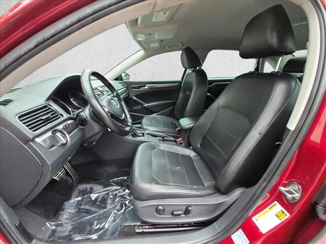 Used 2018 Volkswagen Passat 2.0T S FWD image 16
