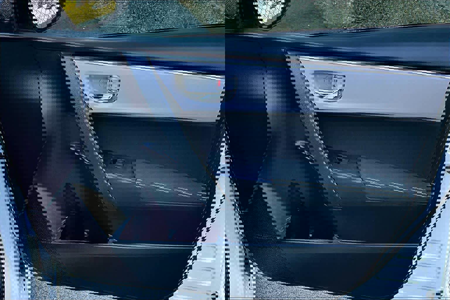 Certified 2019 Toyota Corolla LE FWD image 22