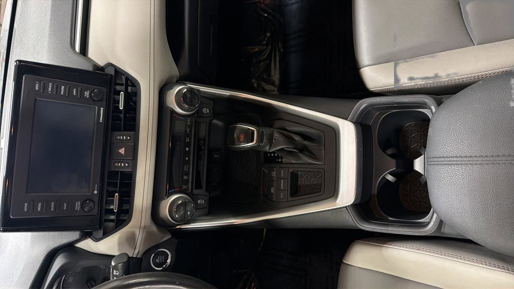 Used 2021 Toyota RAV4 XLE Premium FWD image 19