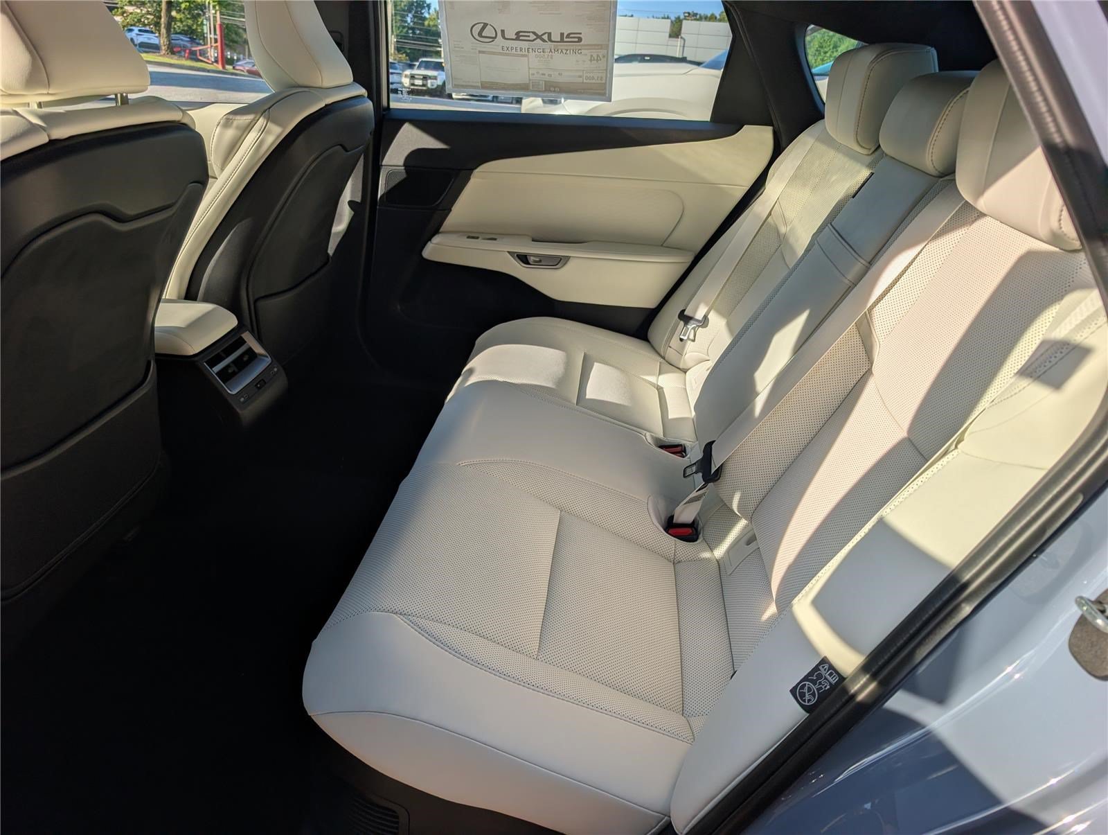 New 2026 Lexus ES 350h AWD w/ Convenience Package image 11