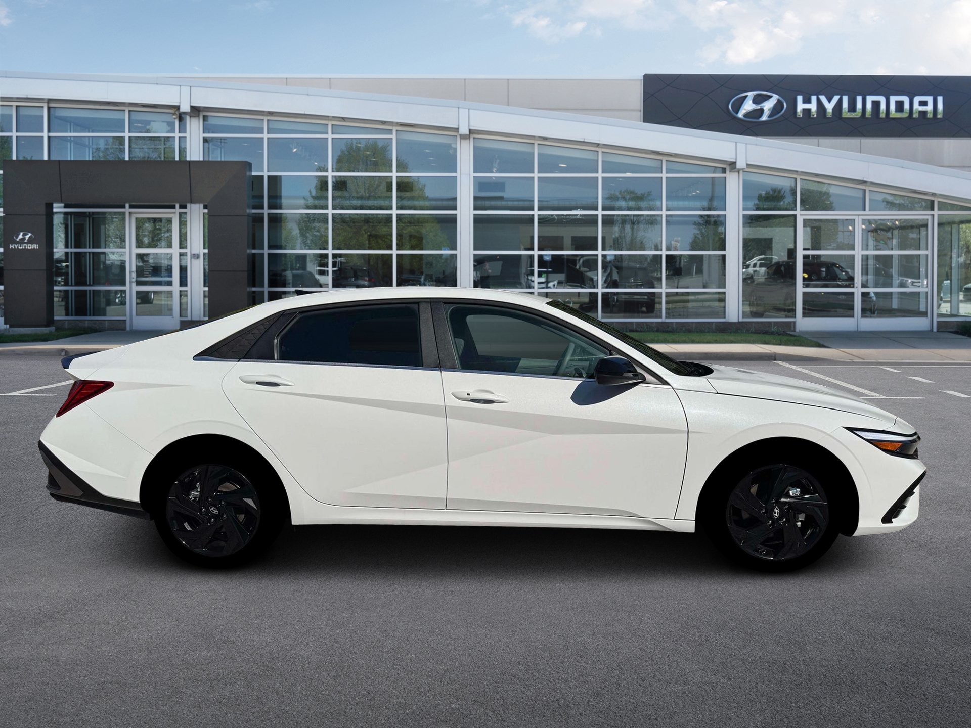 New 2026 Hyundai Elantra SEL Sport FWD image 9