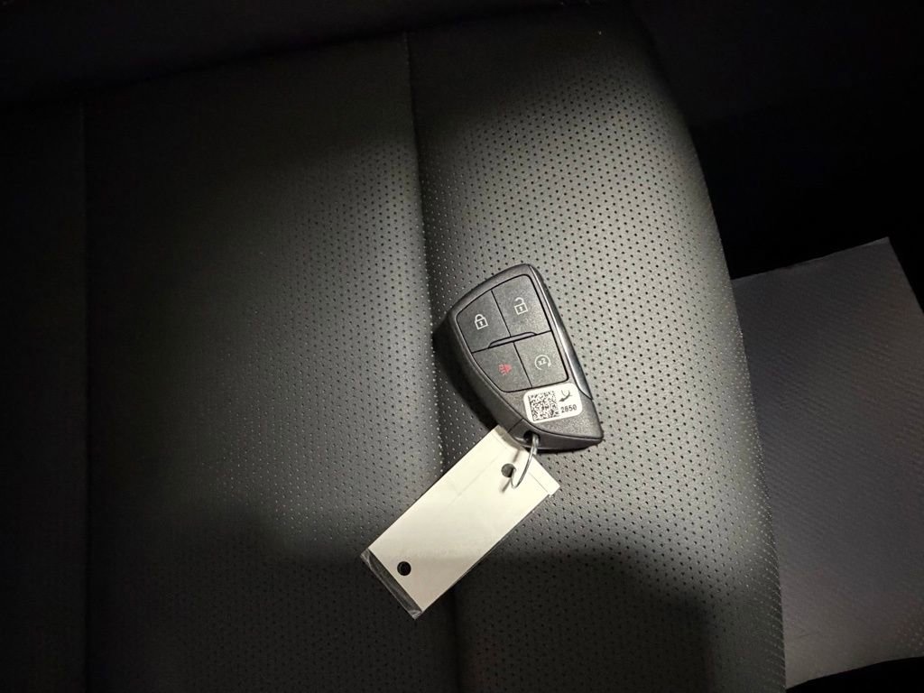 Used 2025 Buick Envision Preferred image 25