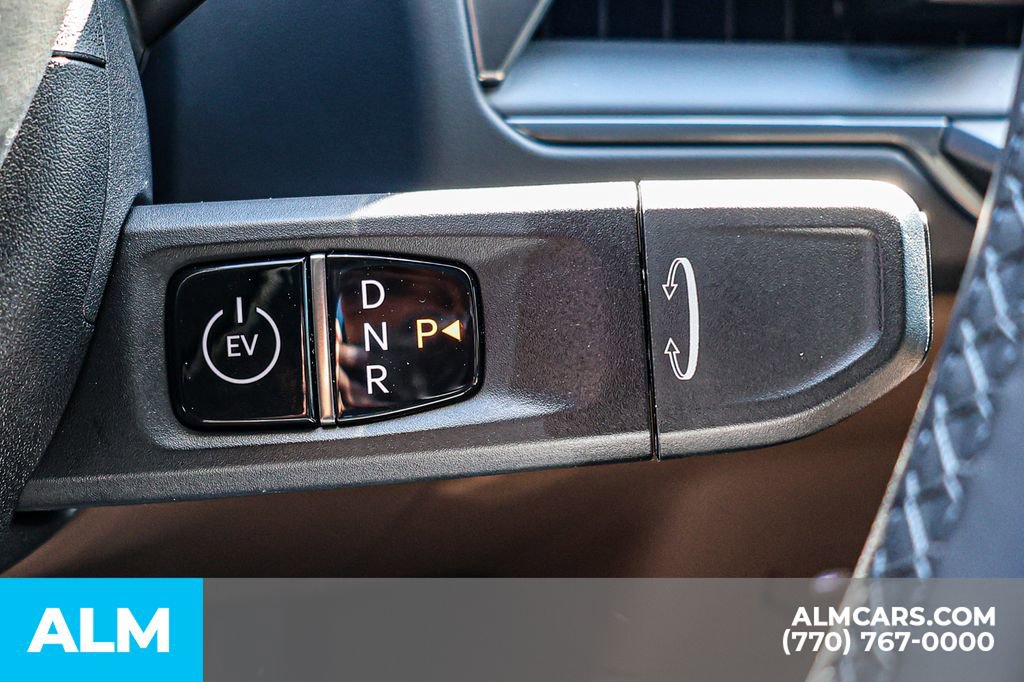 Used 2024 Kia EV9 Land image 38