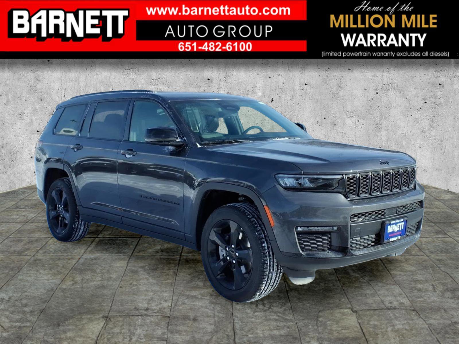 New 2025 Jeep Grand Cherokee L Limited w/ Black Appearance Package image 8