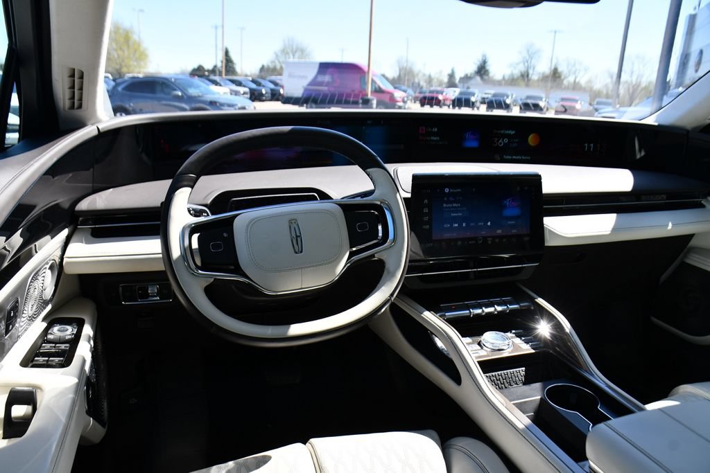 Used 2024 Lincoln Nautilus Black Label AWD/4WD image 11