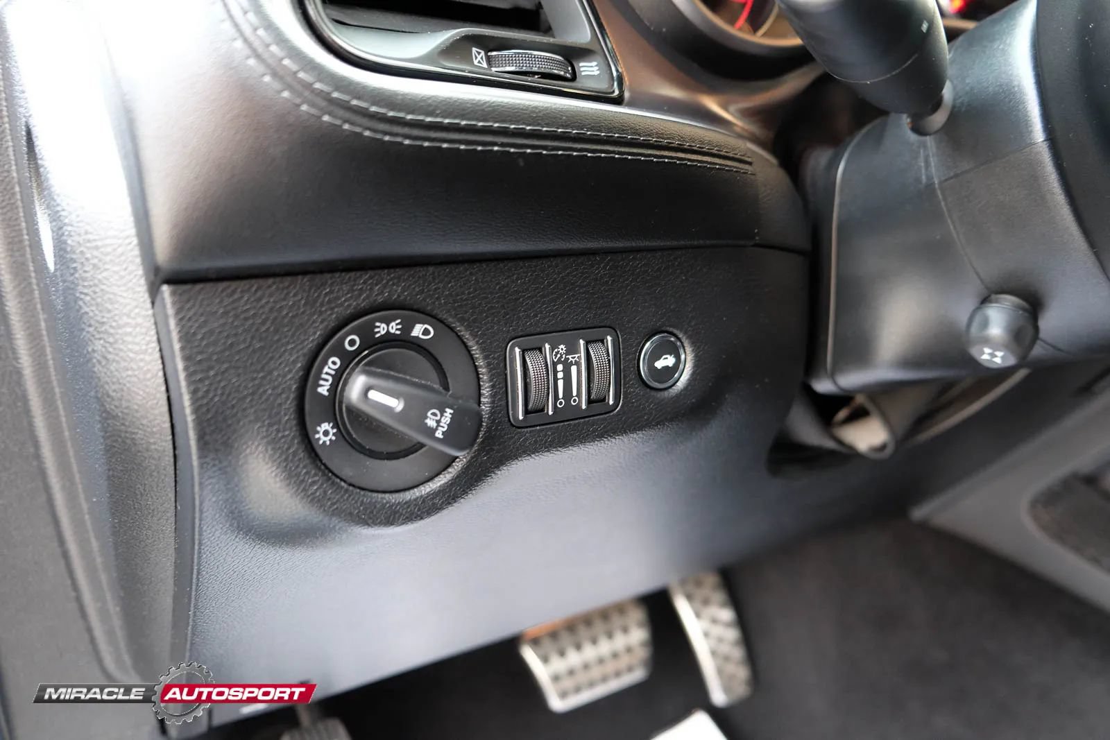Used 2021 Dodge Challenger R/T Scat Pack w/ Plus Package RWD image 32