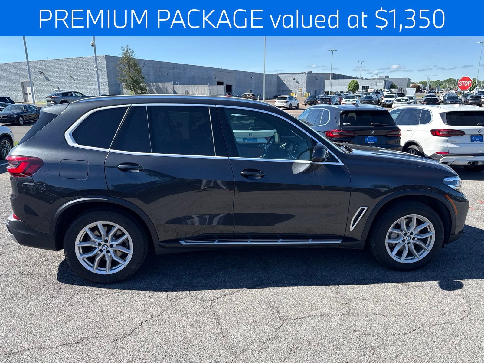 Certified 2023 BMW X5 xDrive40i w/ Luxury Seating Package AWD/4WD image 5