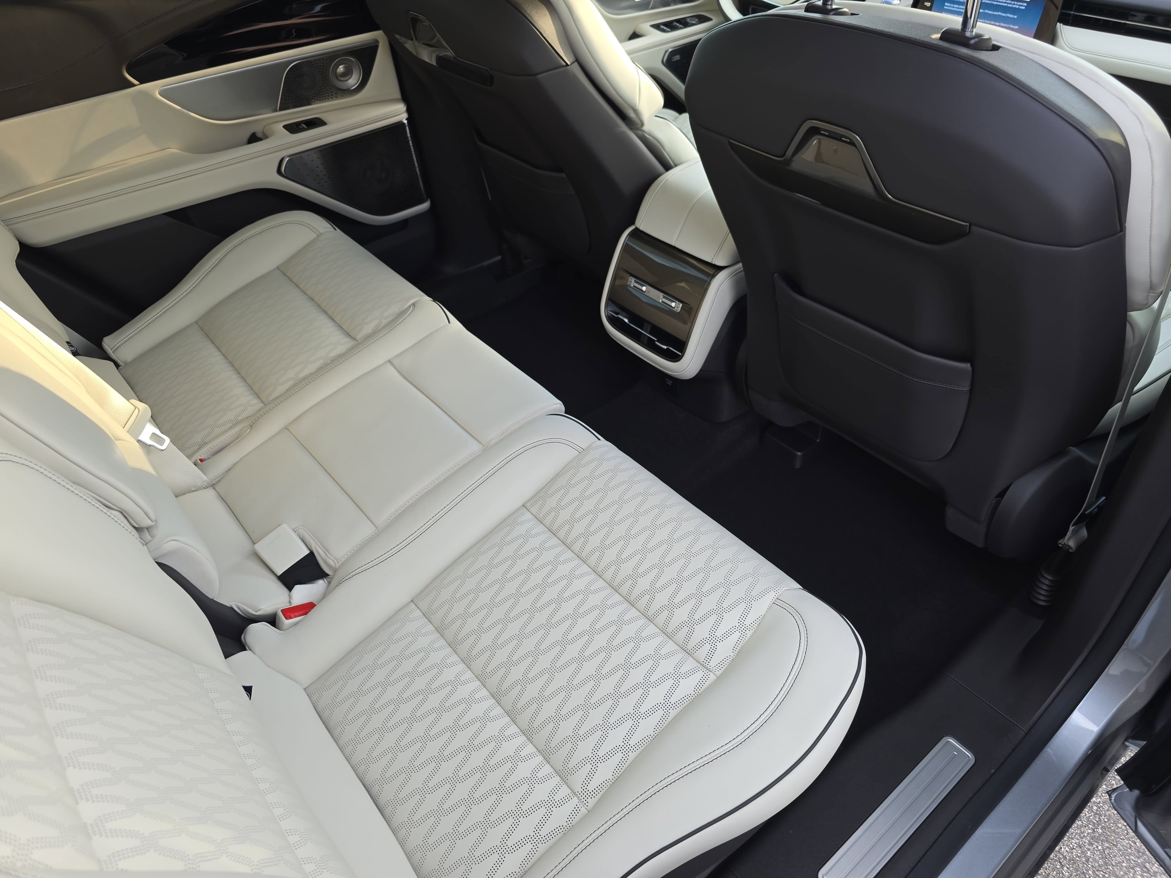 New 2026 Lincoln Nautilus Black Label AWD/4WD image 11