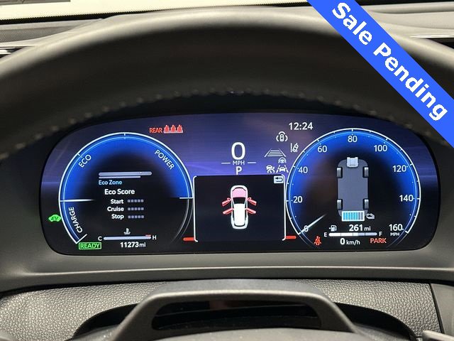 Used 2025 Toyota Crown Signia image 6