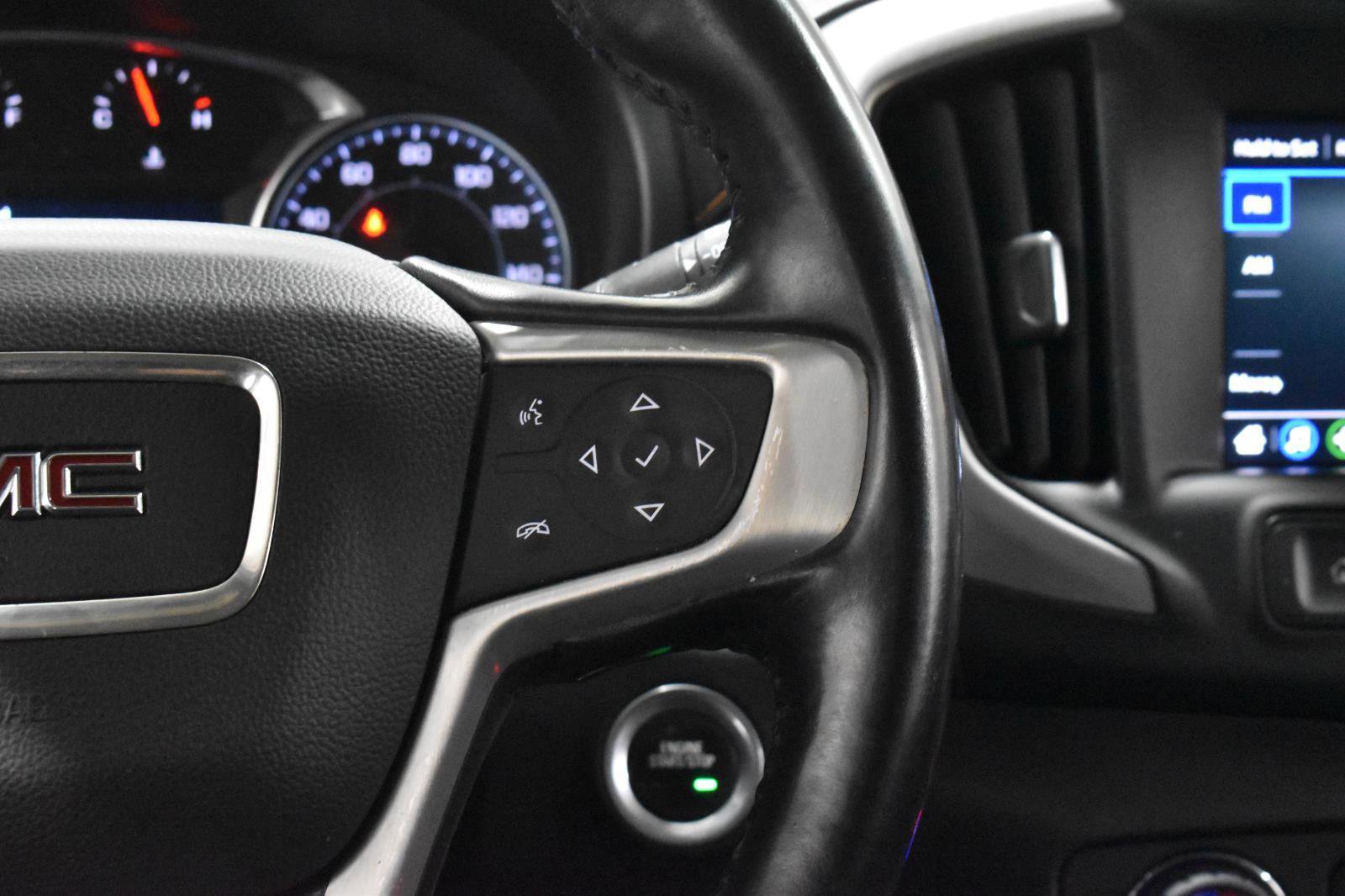 Used 2020 GMC Terrain SLE w/ Driver Convenience Package AWD/4WD image 9