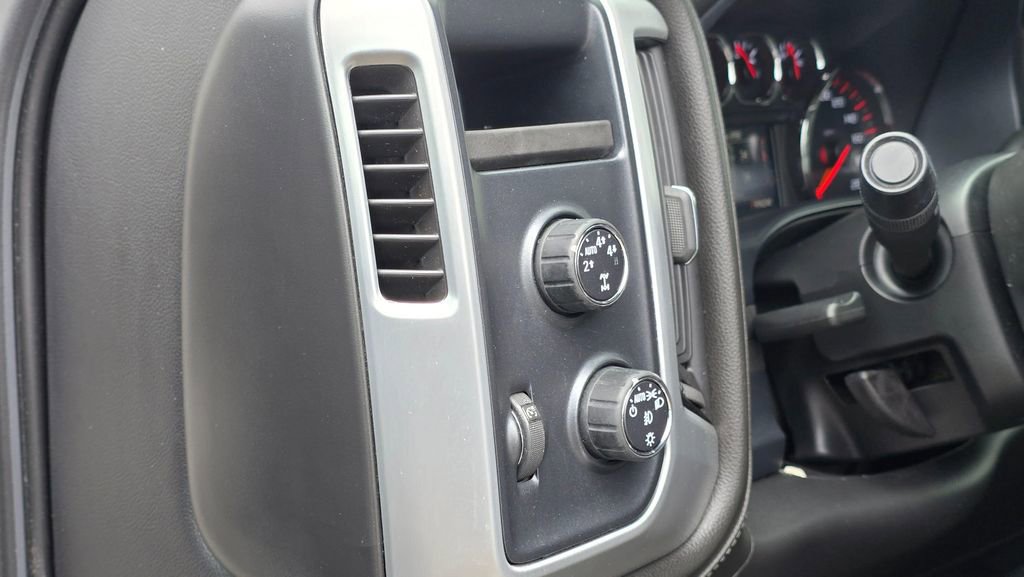 Used 2015 GMC Sierra 1500 SLE AWD/4WD image 25