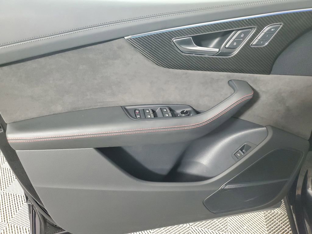 Used 2021 Audi RS Q8 image 18