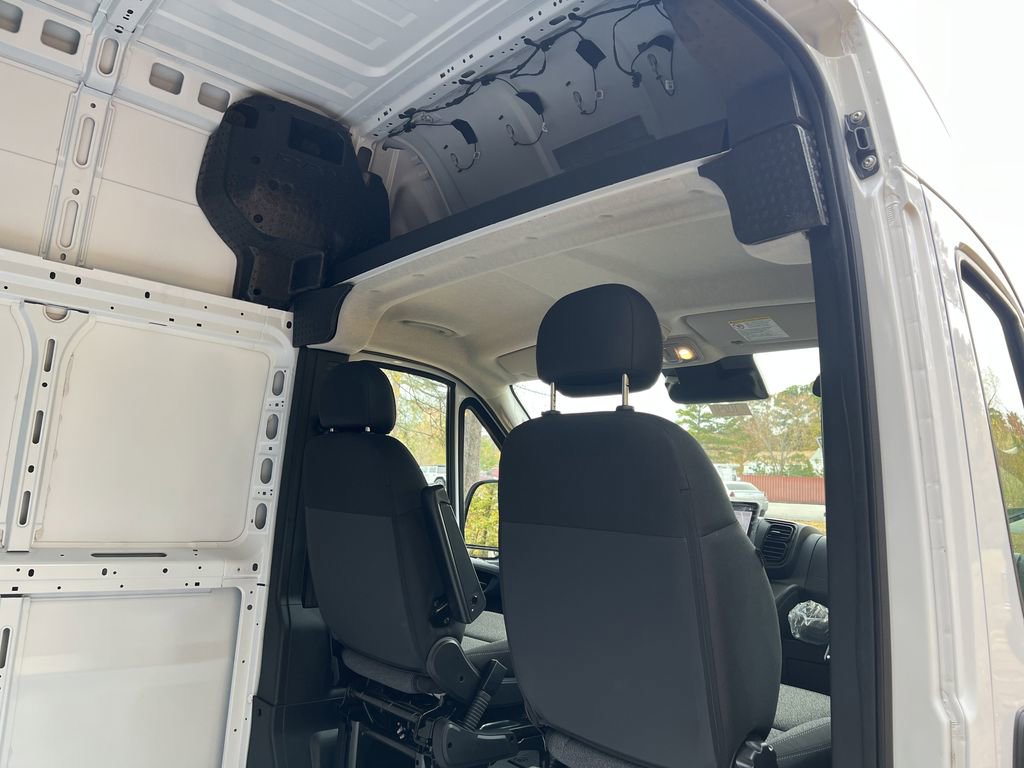 New 2026 RAM ProMaster 3500 w/ Premium Convenience Group image 17