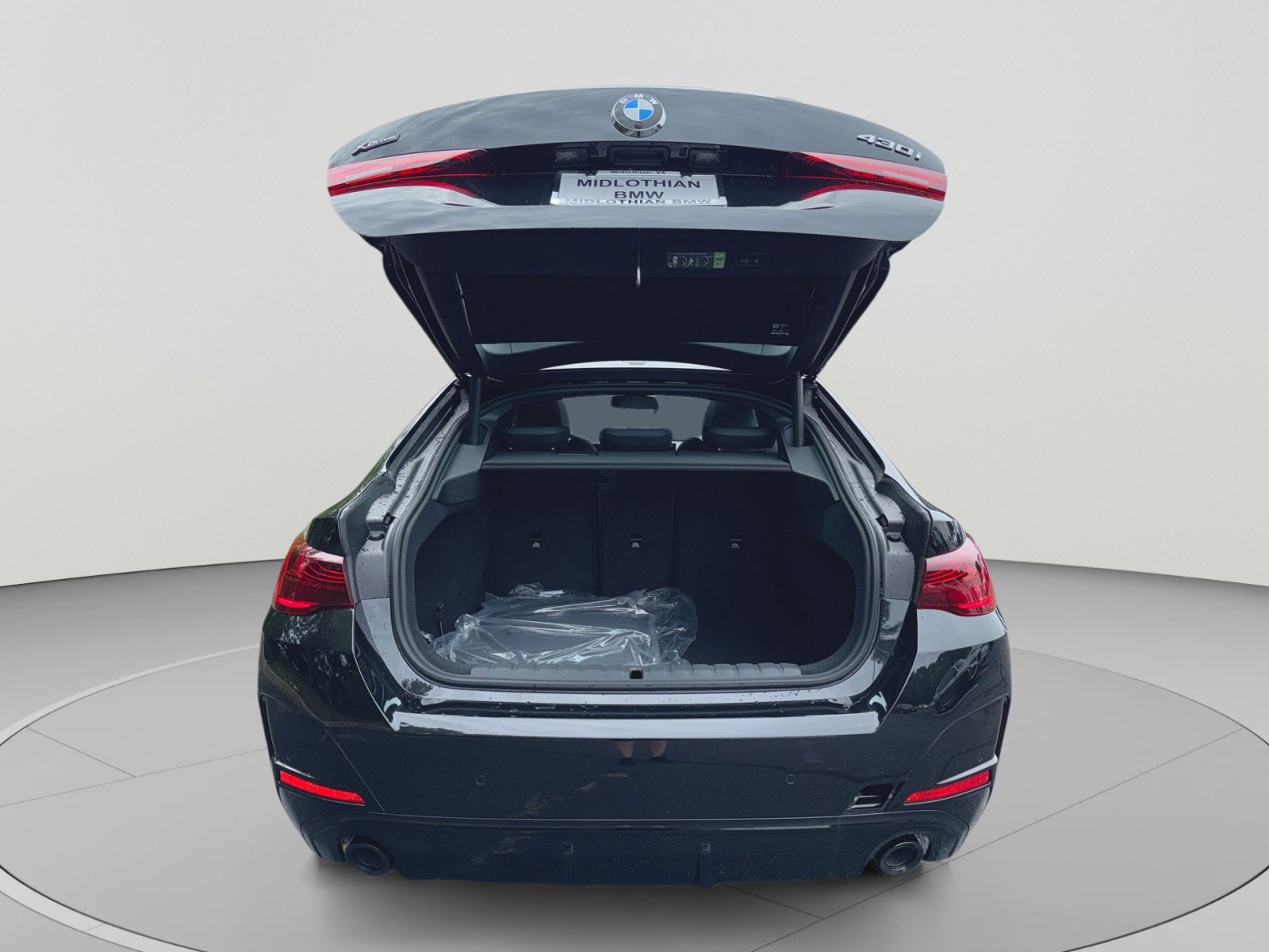 New 2026 BMW 430i xDrive w/ M Sport Package AWD/4WD image 28