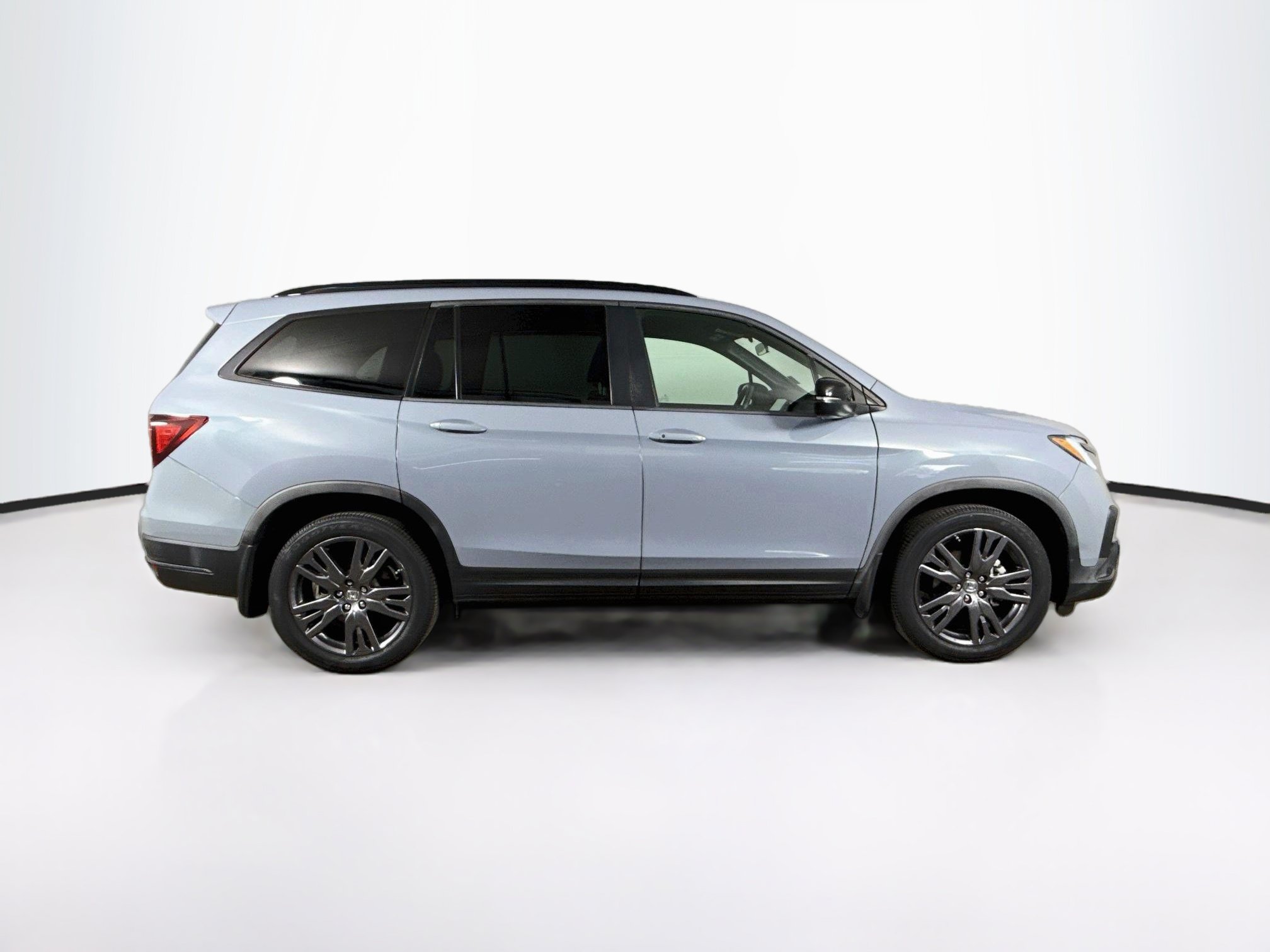 Used 2022 Honda Pilot Sport image 2