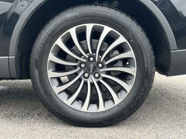 Used 2021 Lincoln Aviator Reserve w/ Elements Package Plus AWD/4WD image 11