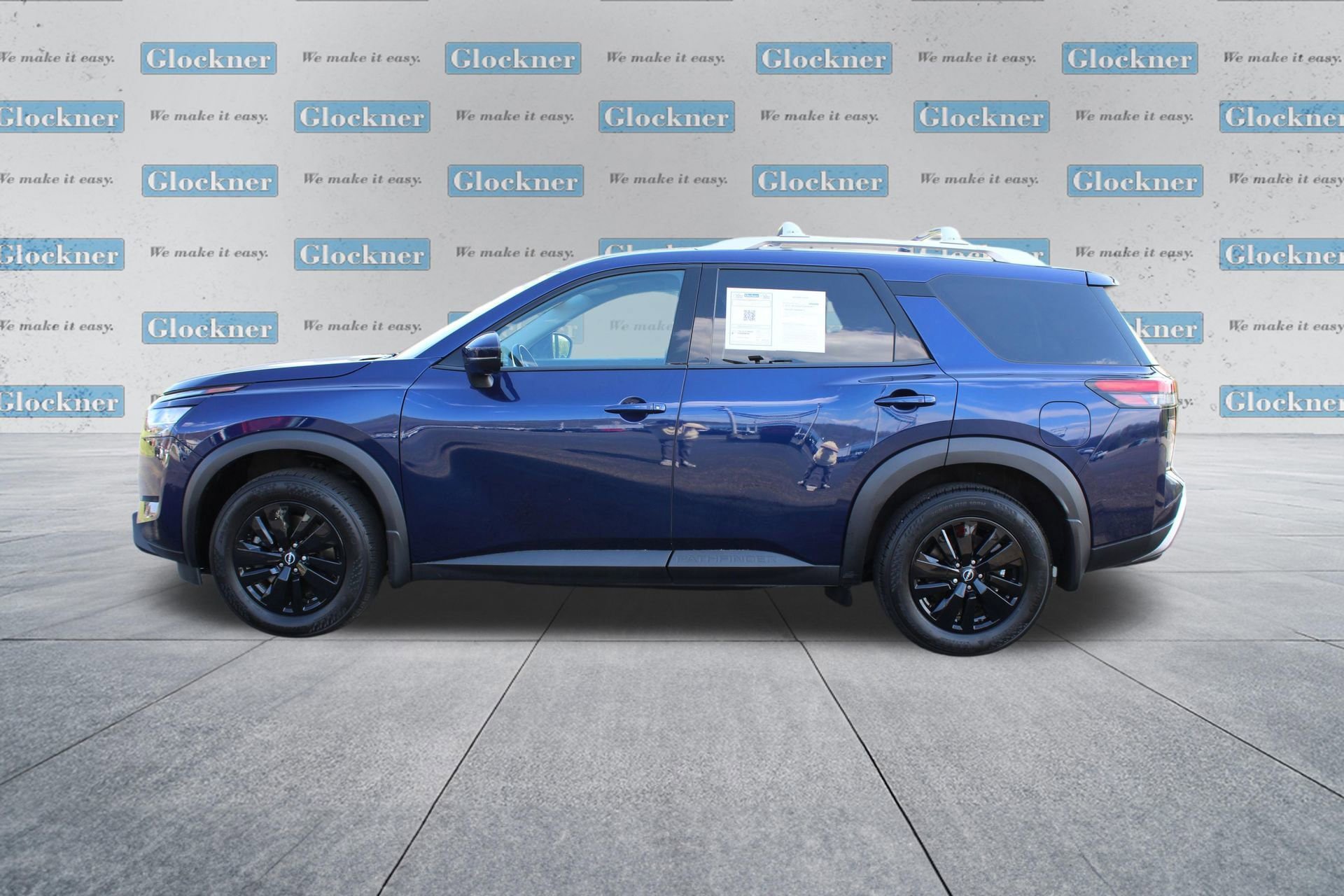 Used 2024 Nissan Pathfinder SL w/ Cargo Package AWD/4WD image 10