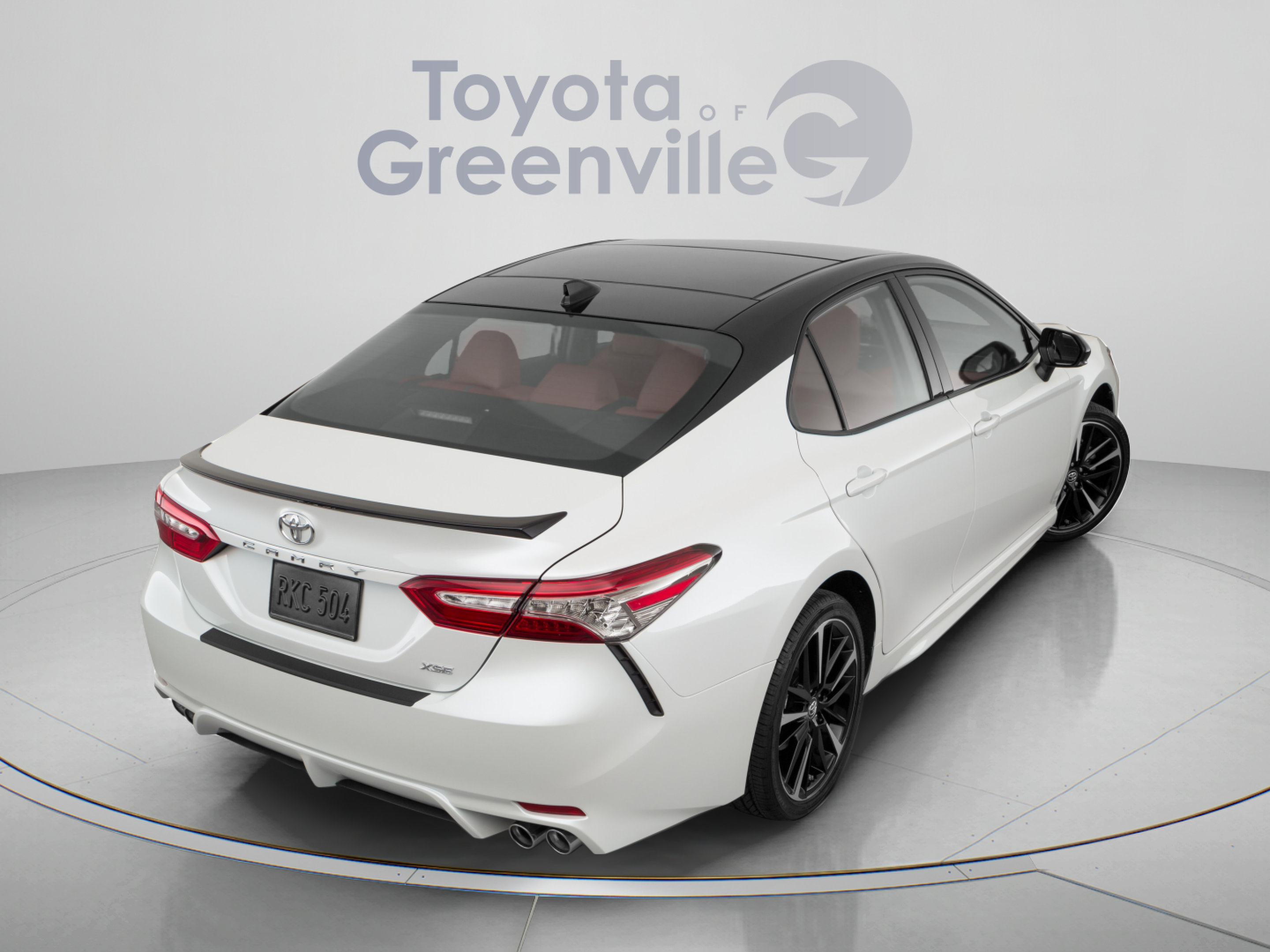 Used 2020 Toyota Camry XSE FWD image 6