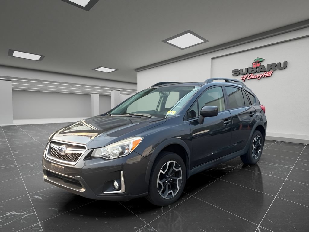 Used 2017 Subaru Crosstrek 2.0i Premium w/ Moonroof Package AWD/4WD image 6