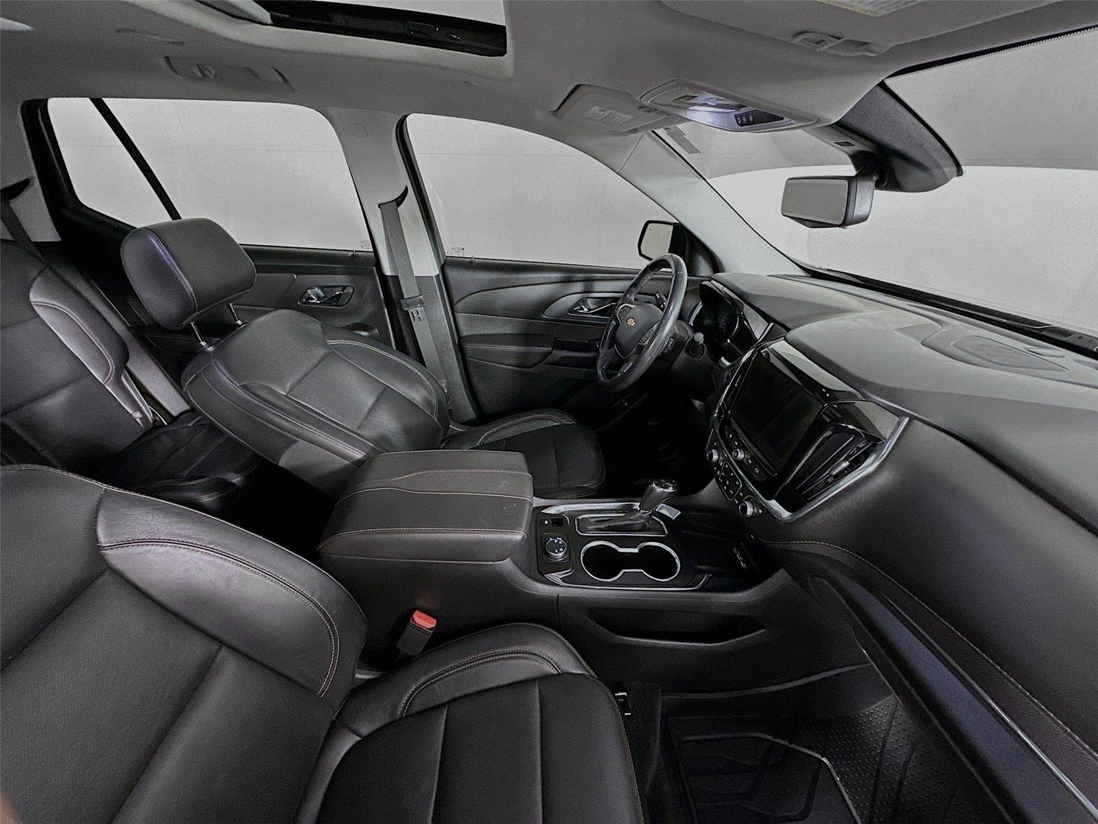Used 2020 Chevrolet Traverse Premier w/ Redline Edition image 30
