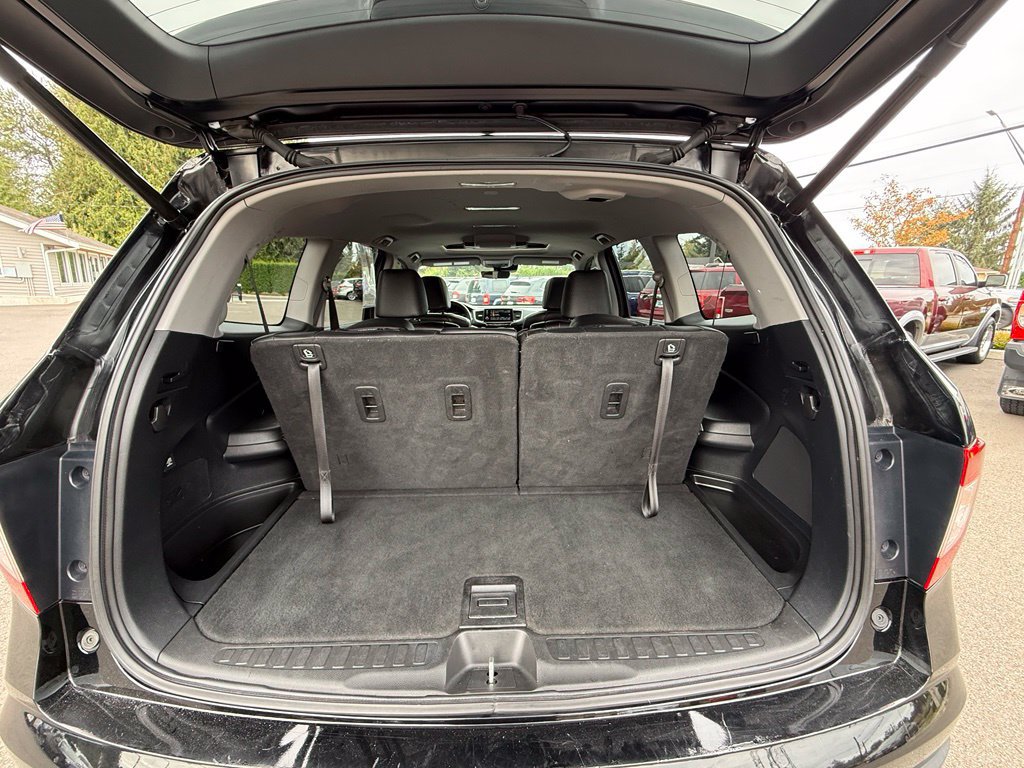 Used 2020 Honda Pilot Touring image 10