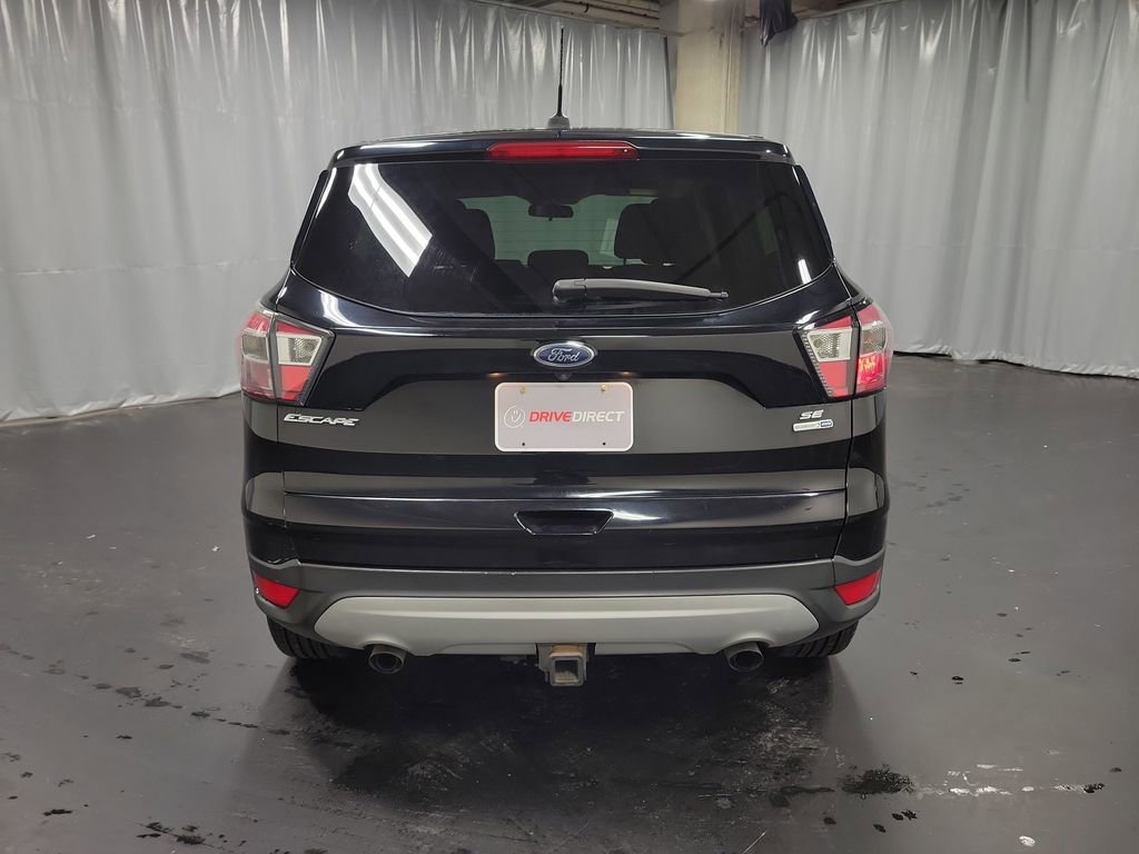 Used 2017 Ford Escape SE image 7