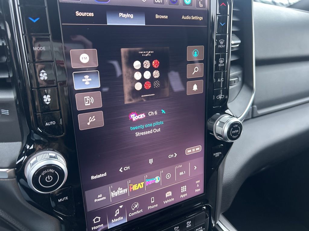 New 2026 RAM 3500 Big Horn AWD/4WD image 26