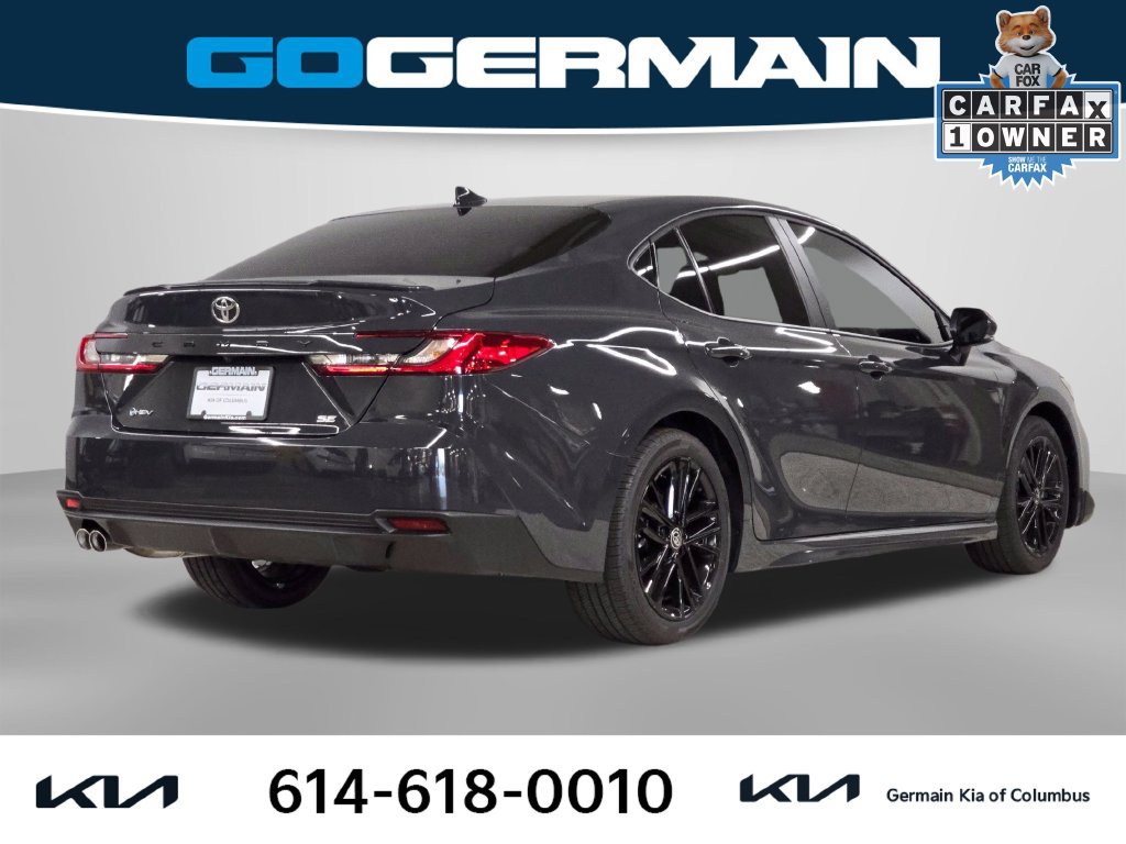 Used 2026 Toyota Camry SE FWD image 7