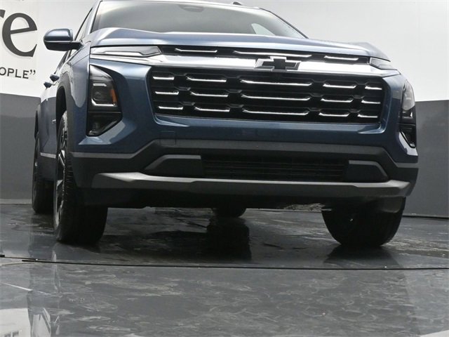 New 2026 Chevrolet Equinox LT image 3