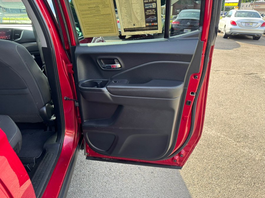 Used 2023 Honda Ridgeline Sport image 19