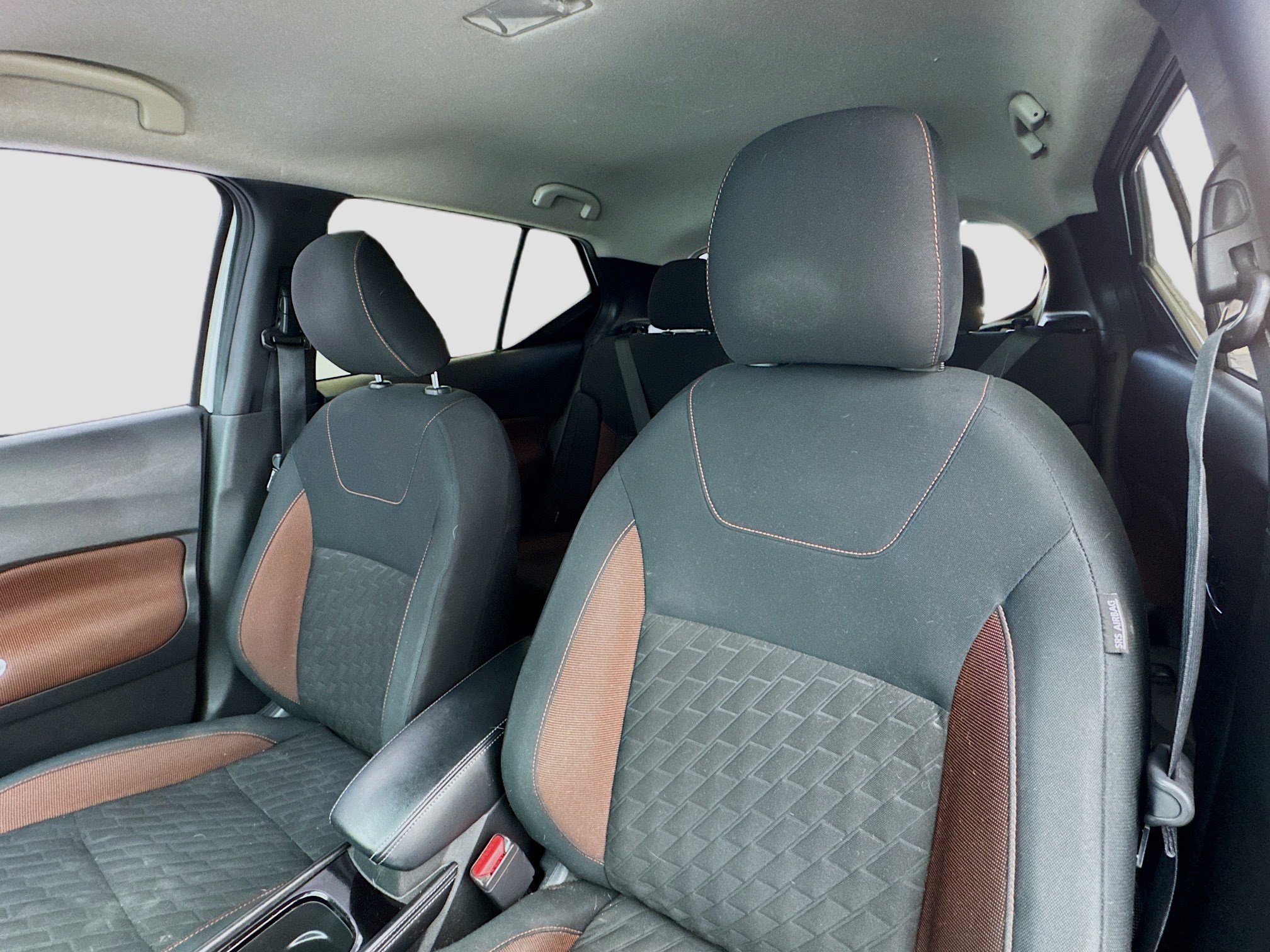 Used 2022 Nissan Kicks SR w/ Interior Electronics Package FWD image 13