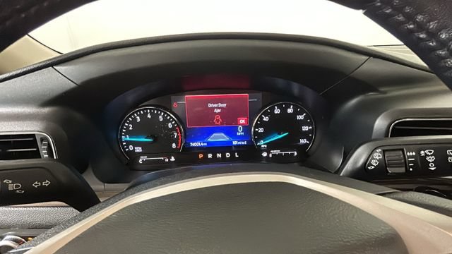 Used 2022 Ford Explorer Limited w/ Equipment Group 301A AWD/4WD image 18
