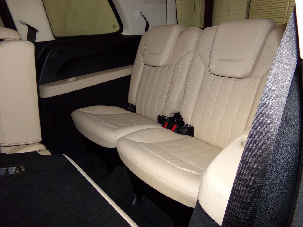 Used 2019 Mercedes-Benz GLS 450 4MATIC image 16