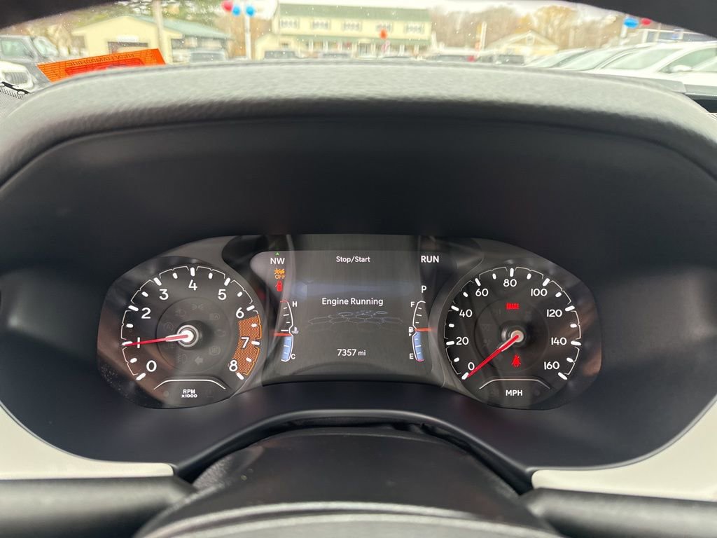 Certified 2025 Jeep Compass Limited image 11