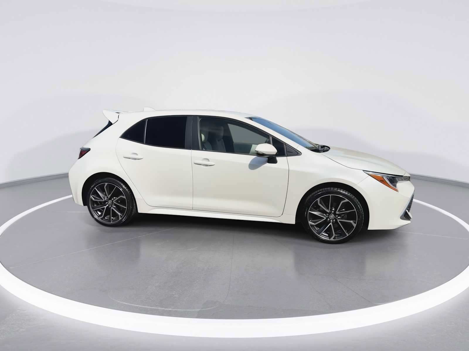 Certified 2019 Toyota Corolla XSE FWD image 9