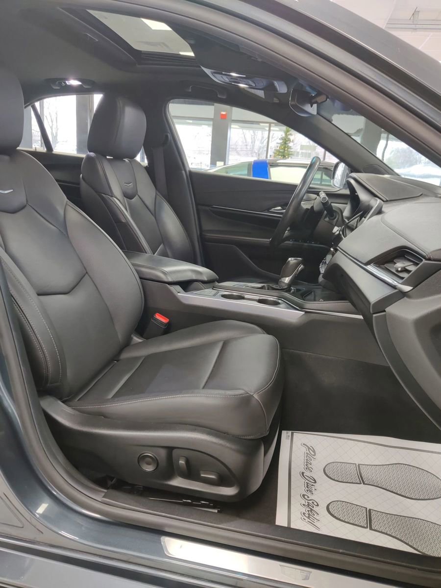 Used 2022 Cadillac CT4 Premium Luxury AWD/4WD image 19