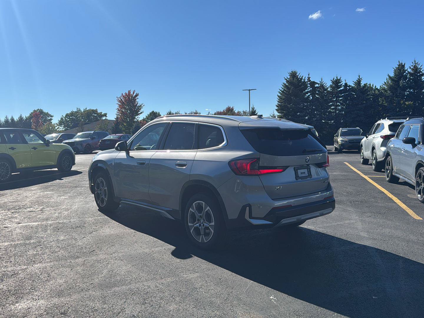 Used 2023 BMW X1 xDrive28i w/ Convenience Package AWD/4WD image 5