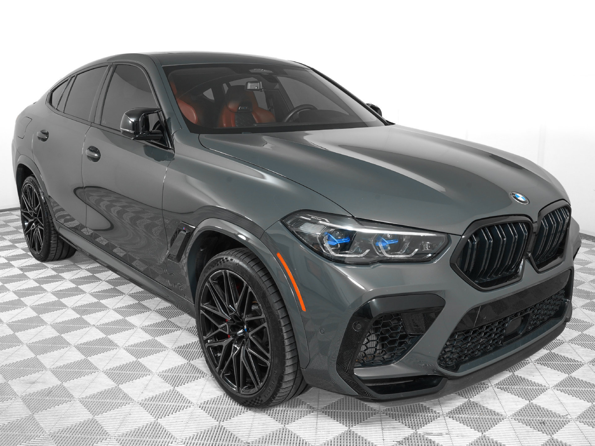 Used 2023 BMW X6 M w/ Competition Package AWD/4WD image 3
