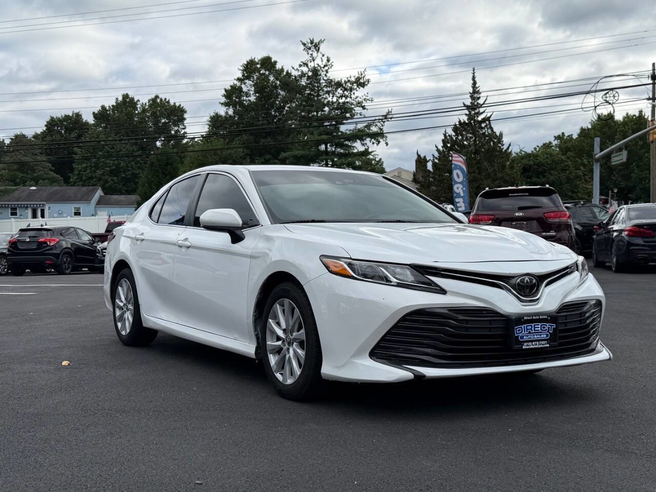 Used 2018 Toyota Camry L image 4