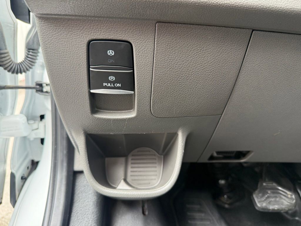 Used 2023 Ford Transit 250 Medium Roof AWD image 9