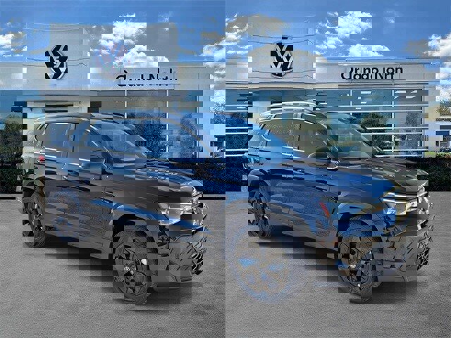 New 2025 Volkswagen Taos SE