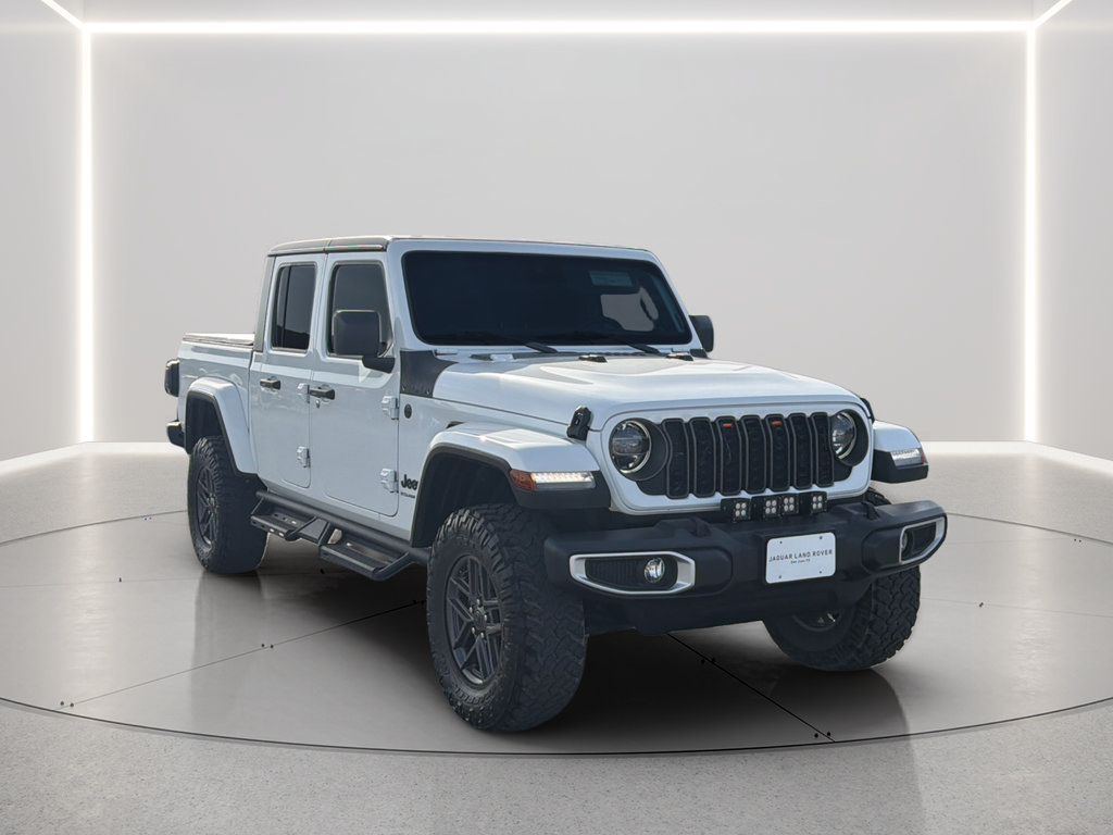 Used 2024 Jeep Gladiator Sport AWD/4WD image 10