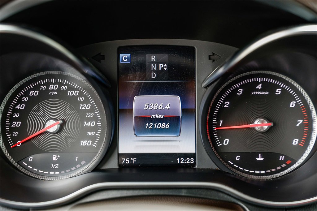 Certified 2018 Mercedes-Benz GLC 300 4MATIC image 22