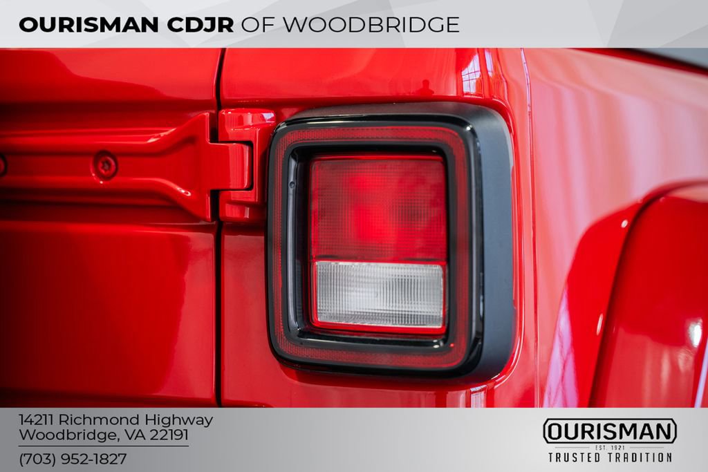 Certified 2022 Jeep Wrangler Unlimited Sahara w/ Cold Weather Group AWD/4WD image 7